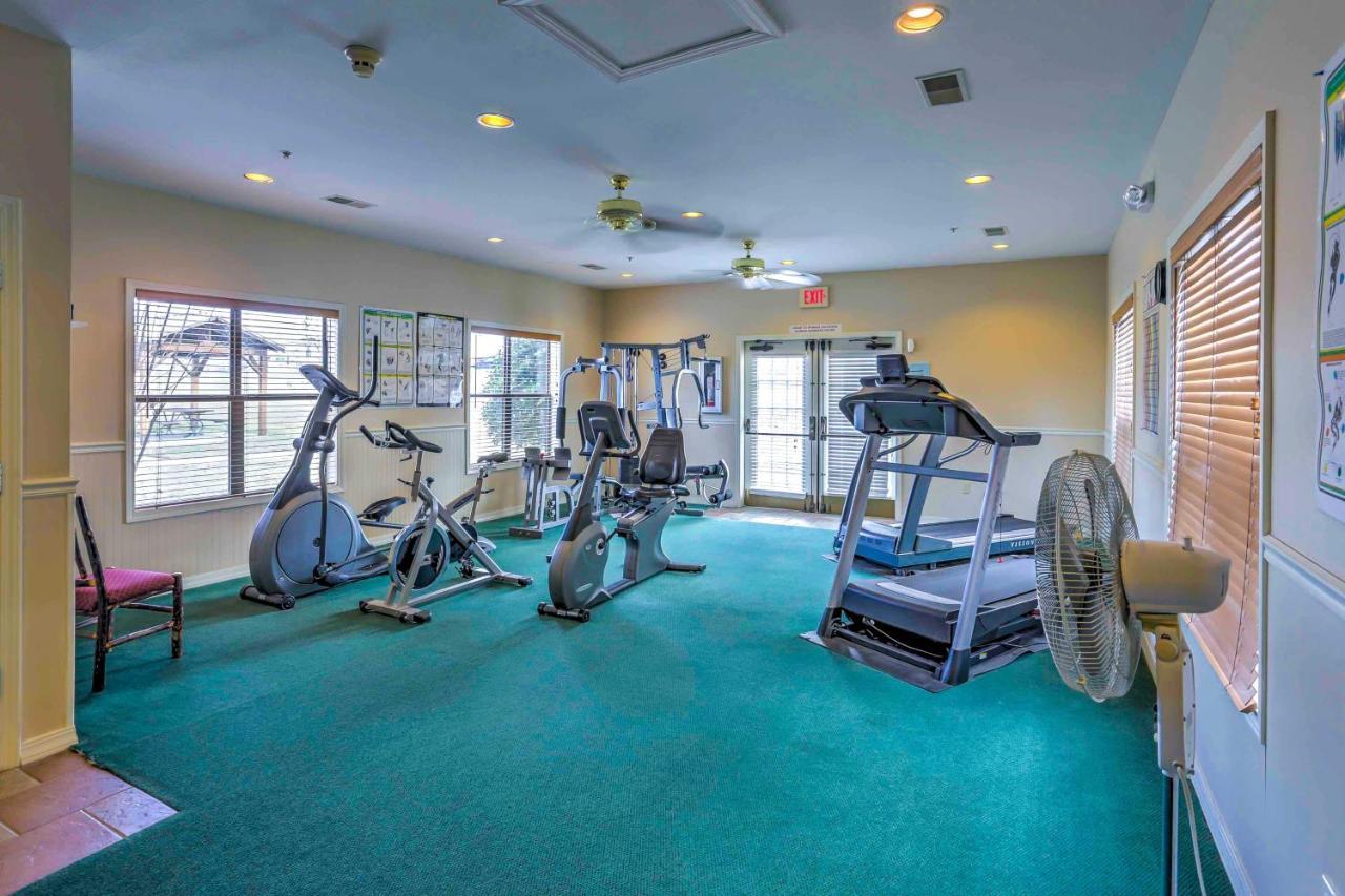 Vibrant Holiday Hills Resort Condo With Balcony Branson Exteriör bild